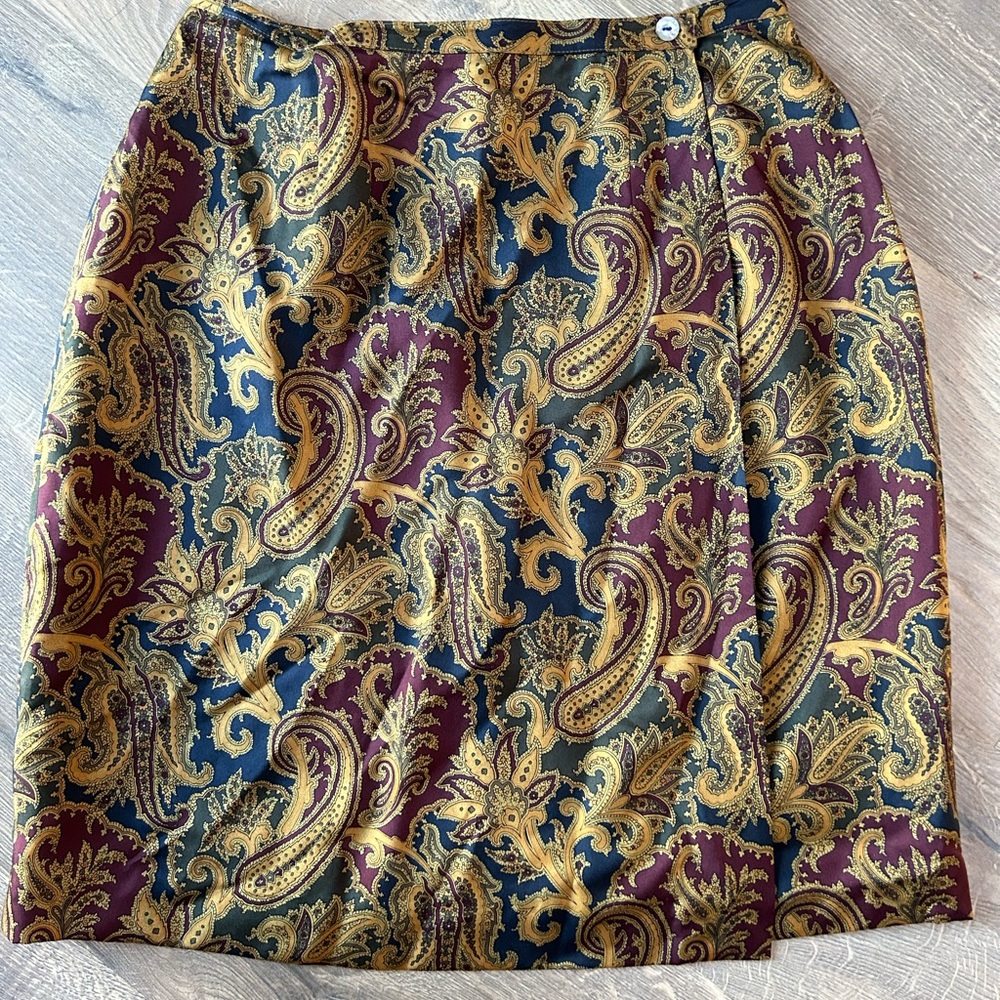 VTG Petite Sophisticates 100% Silk Paisley Skirt (4)